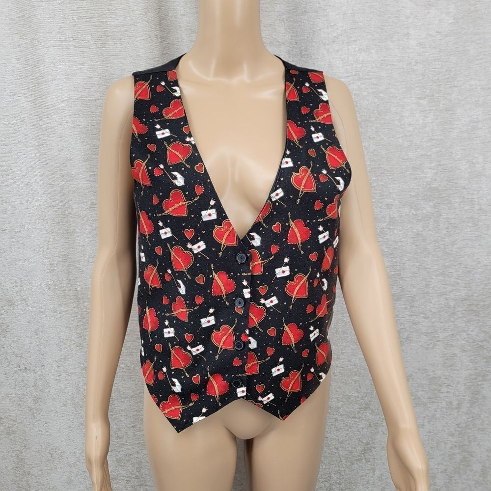 111 Main Vintage Vest Heart and Arrow Love Letter Patterned Vest 90s Valentine's